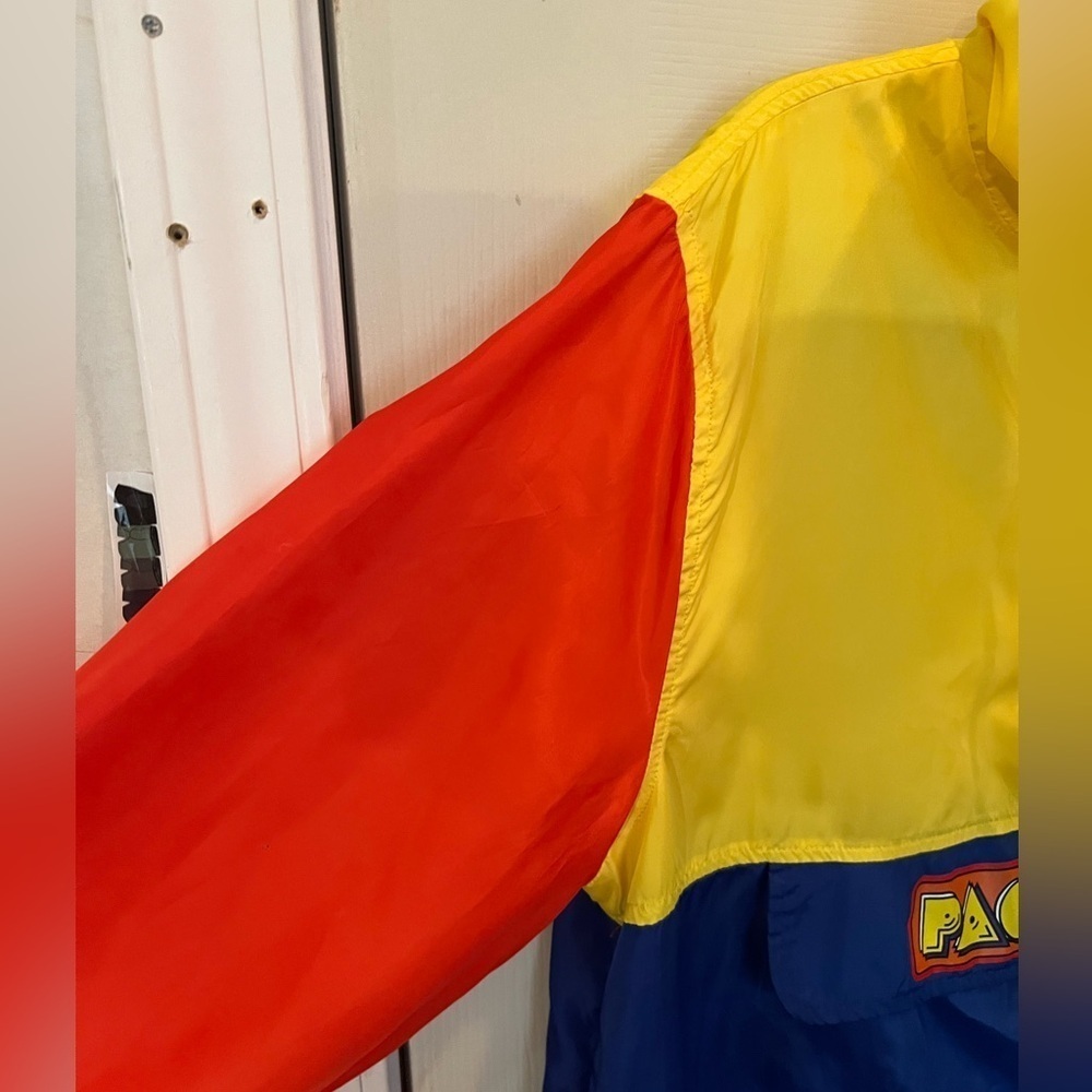 Pac-Man Video Game Hoodie Windbreaker Jacket - Picture 4 of 10